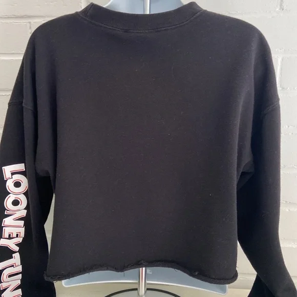 Girls Teens Looney Tunes Black Long-Sleeve Midriff Sweatshirt - Picture 2 of 6